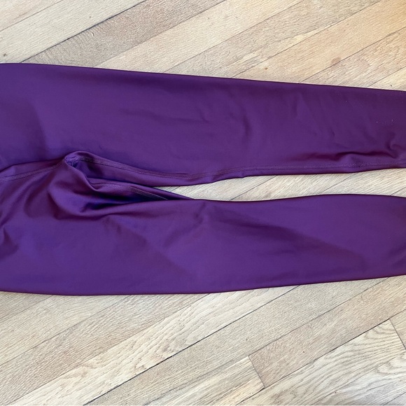 AlO airlift leggings dark plum purple - size M medium 7/8 length - Picture 4 of 4